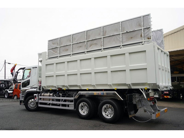 �o���E�g���b�N�Ƃ���1��1��d�l�̈قȂ镨�����A���m���Ɋ�Â�������₷�����������Ē����܂��B