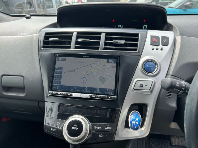 アルパイン8型ナビ