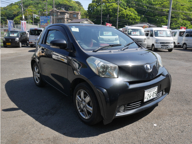iQ(トヨタ) 1.0 100G レザーパッケージ プラス　ナビ、ETC付 中古車画像