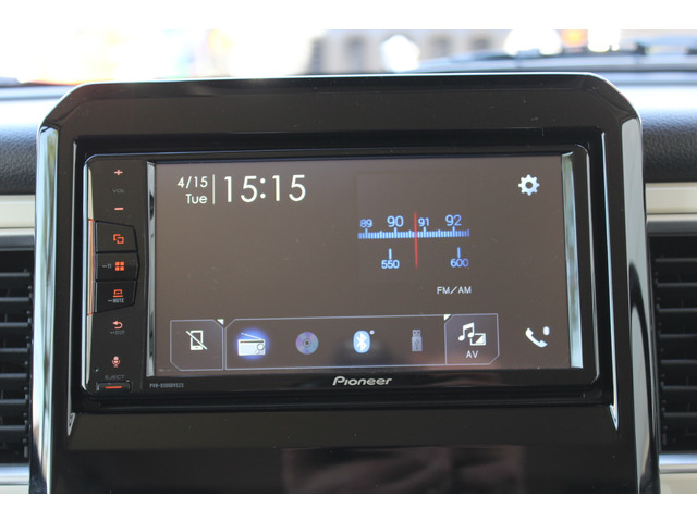 �����X�͓������C���^�[���~��ĉE�܁A�K�荕�쓹�H����w���ʂ֌�����15���ʂ̉E��ɗL��܂��B �X�Y�L�̃T�C���|�[�����ڈ�ł���