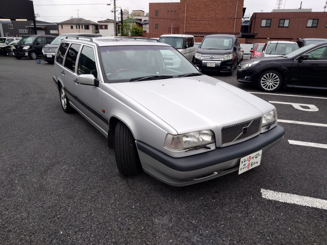 3�����E3000km�̖����ۏؕt���ł��B�G���W���A�~�b�V�������̏C���̍ۂɋ��z���傫���Ȃ肪���ȉӏ��������C���ň��S�ł��B�ő�3�N�܂ł̗L���ۏ؂���舵���Ă���܂��B