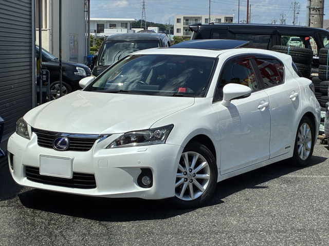 CT(レクサス) 200h バージョン C　サンルーフ ナビTV シート温 クルコン 中古車画像