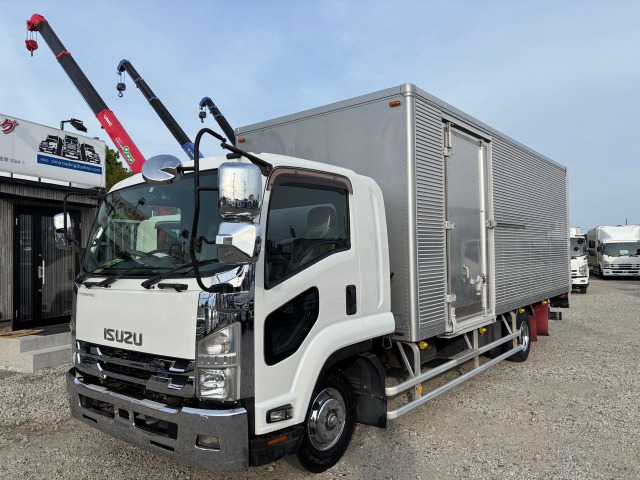 フォワードアルミバン