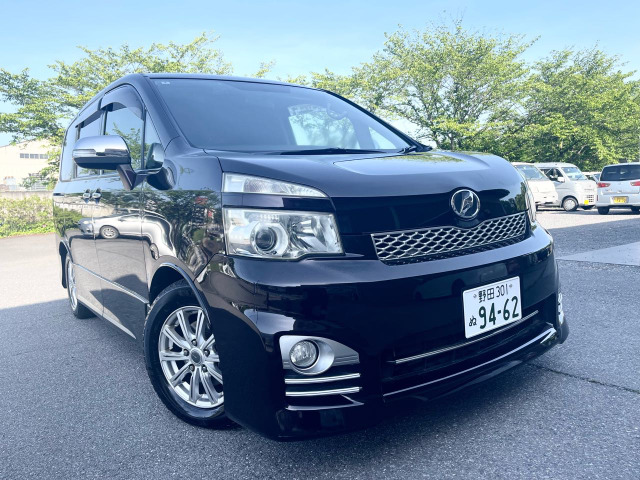 ヴォクシー(トヨタ) 2.0 ZS 煌II　ドライブレコーダー/フリップモニター 中古車画像
