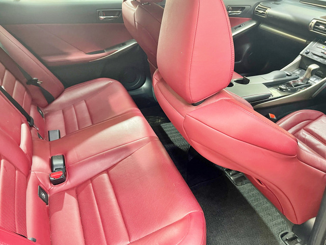 下取りがあるお客様には当社ならではの高価査定対応致します。オークション仕入れの中間マージンをカットしたダイレクト販売で下取り価格アップにご協力させて下さい。