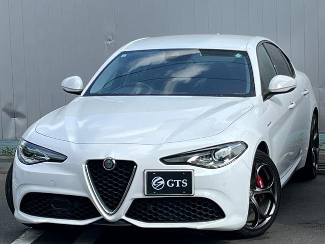 ジュリア(アルファロメオ) ヴェローチェ　ディーラー車 右ハンドル レッドレザー 中古車画像