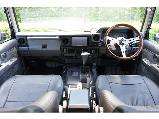 トヨタ ランドクルーザー70 4.2 ZX ディーゼル 4WD 全塗装