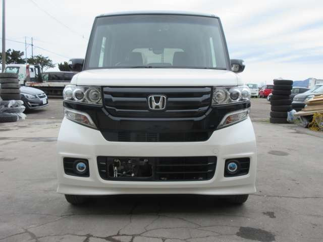 N-BOXカスタム(ホンダ) G Lパッケージ 2トーンカラースタイル 4WD ドラレコ/バックカメラ/ナビ付き 中古車画像