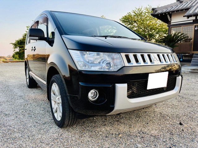 デリカD:5(三菱) 2.2 D パワーパッケージ 4WD 中古車画像