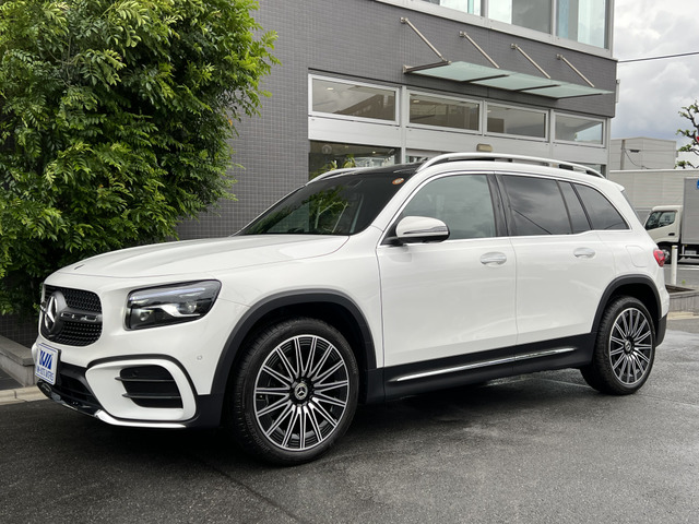 GLB(メルセデス・ベンツ) GLB200d 4マチック AMGラインパッケージ 4WD　パノラミックスライディングルーフ 中古車画像