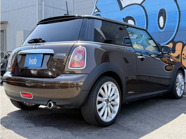 ���X�͗A���Ԃ͂�����񍑎Y�Ԃ����C���i�b�v���Ă���܂��B�y�c�Ǝ���11���`18���A���j���x�݁z���C�y�ɂ��d�b���������B