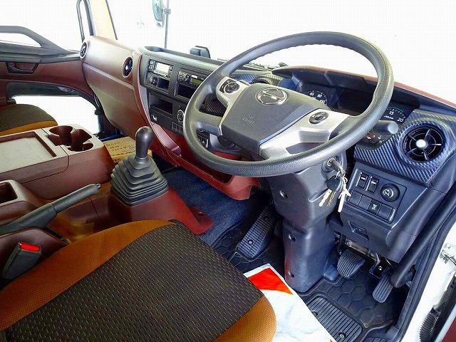 �I�[�gAC PS PW SRS ABS �W���h�A���b�N ���d�i�~���[ �G�A�T�X�V�[�g/�I�|�� AM/FM���W�I �o�b�N���j�^�[ �A�h�u���[ �^�[�{ �r�C�u���[�L