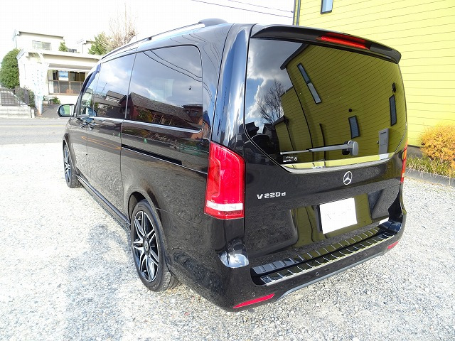 VクラスV220d アバンギャルド ロング AMGライン