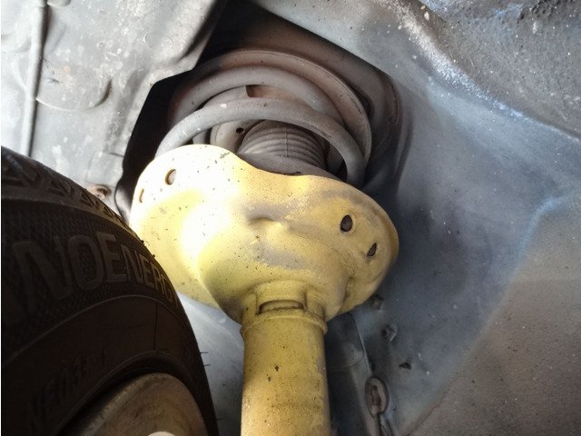 ☆高速走行の安定性からワインディングの粘り、そして長距離ドライブでも不満の出ない快適性も☆