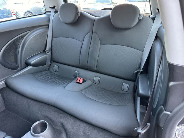 MINI�Ȃ�ł͂̃z�[���h�͂̍����V�[�g���g�p���Ă���܂��B��Ȃɂ́A�`���C���h�V�[�g����t�\�ł��B