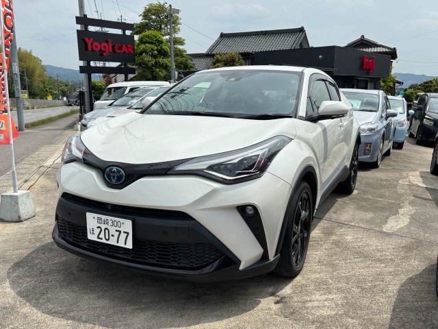 C-HR(トヨタ) ハイブリッド 1.8 G モード ネロ セーフティ プラス 中古車画像