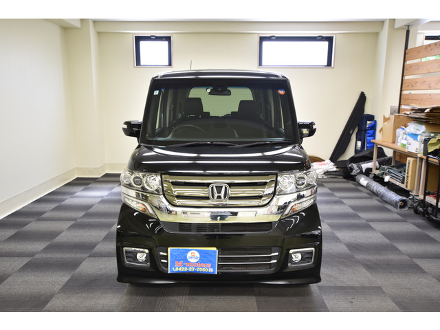 弊社の在庫車両は試乗可能です。ご購入をお悩みのお客様は是非乗り心地、取り回しのしやすさ、視点の違いなどを体験してみてください。(1部車検のない車両は敷地内試乗となります)