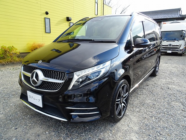 VクラスV220d アバンギャルド ロング AMGライン