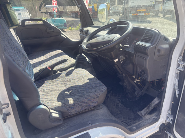 �V�[�g�j��Ȃ�