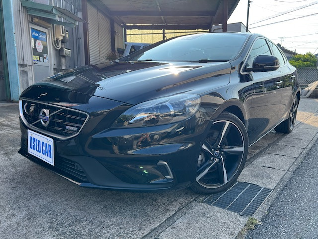 V40(ボルボ) T5 Rデザイン　革シート・ナビ・ETC・バックカメラ 中古車画像