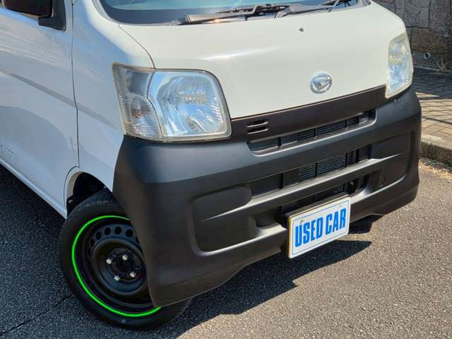 �y�w�b�h���C�g�E�|�W�V���������v�zLED�o���u�Ɍ������Ă���̂Ō����ڂ��I�V�����ŁA��Ԃ̑��s���O������������Ƃ炵�Ă��ꂽ���S�ł�!