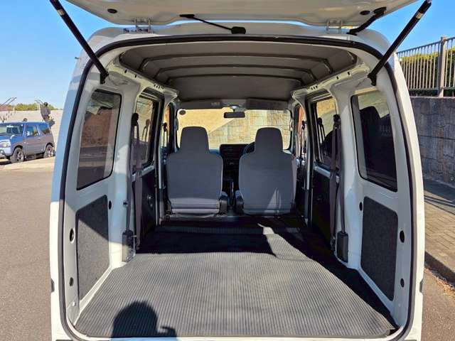 �V�[�g��|�����Ƃő傫�Ȃ��ו����悹�邱�Ƃ��ł��܂�!�p�r�ɉ����ăJ�X�^�}�C�Y�����₷�����Ԃł���