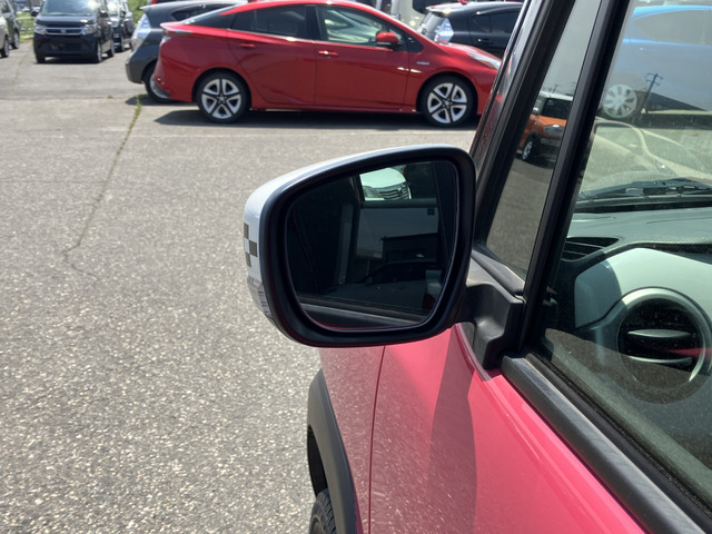 �y�x�����z���i�X�z���Ԃ������������܂��āA���ɗL�������܂��B�݌Ɏԗ��ɂȂ�܂��̂ŁA���񂲓s���̋X�������ɁA���ɗ��ĉ������B���X�\��������ƁA���ē����X���[�Y�ł��B