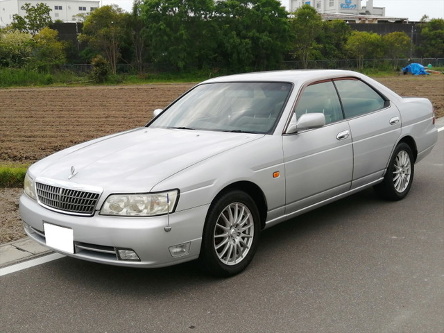 日産 ローレル 2.0 メダリスト セレンシア 2002年 3.6万キロ