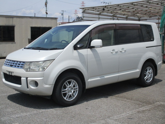 デリカD:5(三菱) 2.4 C2 G ナビパッケージ　パワースライドドア 中古車画像