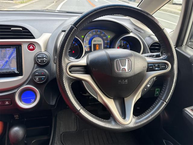 フィットハイブリッド1.3 スマートセレクション