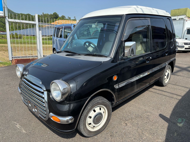 ミニカトッポタウンビー(三菱) ベースグレード　車検2年付 メッキグリル 中古車画像