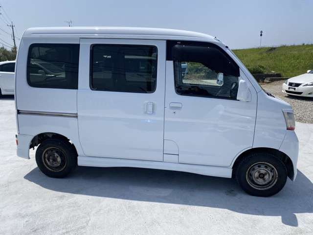 �����ԕی�(���������j�b�Z�C���a)��舵�����Ă���܂��B�͂��߂Ă��Ԃ����w������邨�q�l�ɂ��X�^�b�t������₷�������������Ă��������܂��B