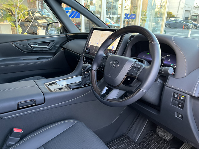 寒い時期に嬉しい、ステアリングヒーター付き!