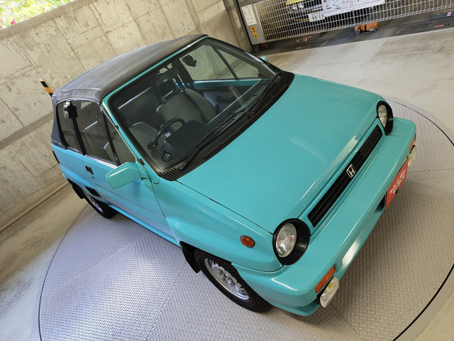 �V�e�B�J�u���I���i�z���_�j�r���V���^�C�� �N�[���[�V�� ���Îԉ摜