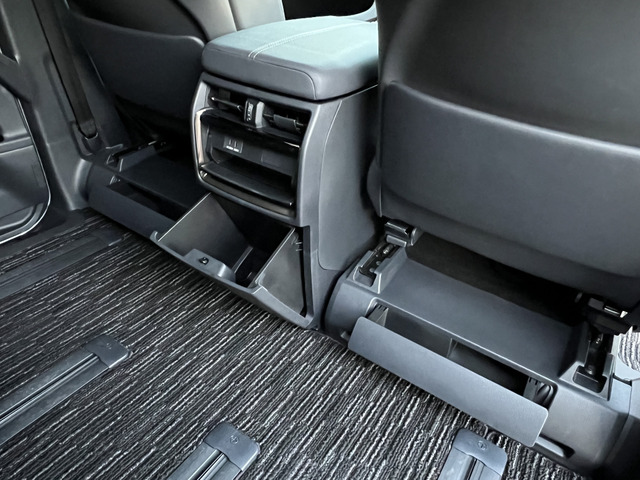 収納も充実しております。