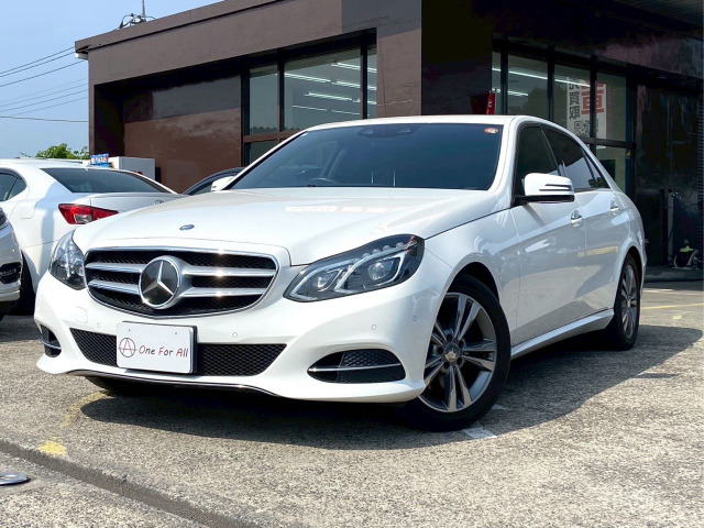 Eクラス(メルセデス・ベンツ) E300 アバンギャルド 中古車画像
