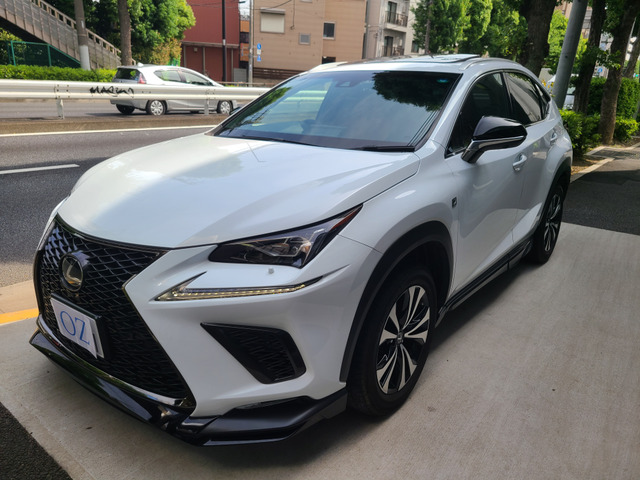 NX(レクサス) 300 Fスポーツ 4WD　SR付 TRDフルエアロ TRDマフラー 中古車画像