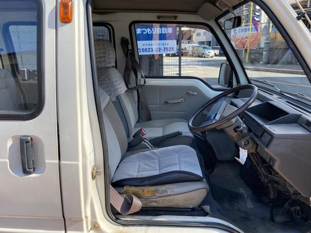 ���݋Ɩ������ɍ��ݍ����Ă���܂��B�������܂����A�O���E�����̑�܂��ȏ�Ԃ��摜�ɂĂ��m�F��������(*^�B^*)�����A�ڍ׃R�����g���A�b�v���Ă����܂�(*^�B^*)