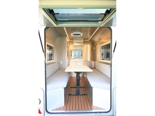 TKKXキッチントレーラー