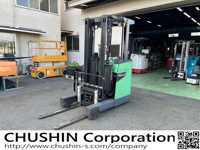 トヨタL&amp;F電動フォークリフト