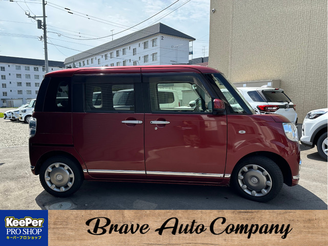 ����l�V�b�N�ȃ��b�h�J���[�ɂȂ�܂���