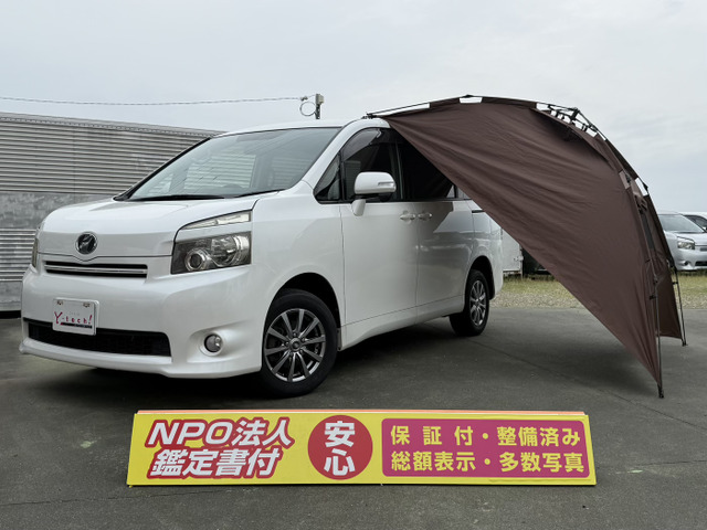 ヴォクシー(トヨタ) 2.0 トランスX 4WD　車中泊しよう車 自社ローンも可 中古車画像