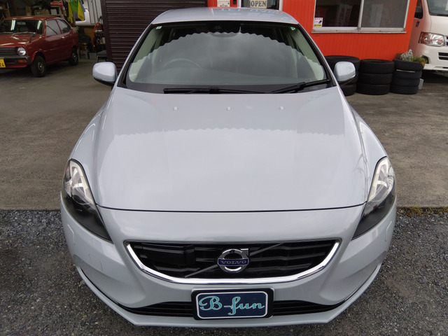 V40(ボルボ) T4 SE　検R8/7 ワンセグ Bカメ クルコン 中古車画像