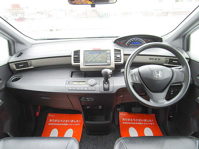 ������̃C���p�l�ōL�X�Ƃ�����ۂ̃X�e�A�����O���B�K�v�Ȃ��̂������X�b�L���Ɣz�u����V���v���Ŏg���₷���Ȃ��Ă��܂��B