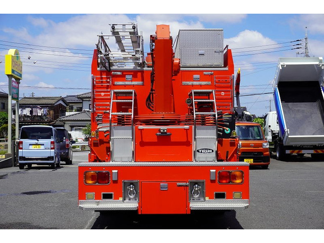 車検整備・ガラス交換やパワーゲート取付や修理などなんでもお気軽にどしどしご連絡ください!