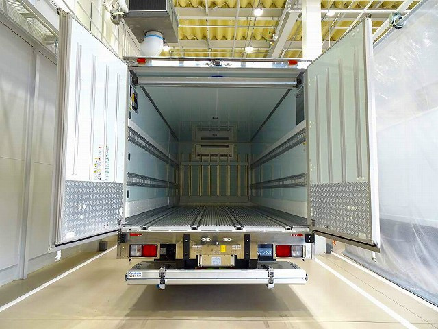 �ב����:619&times;231&times;206 �g�����e�b�N�X R�ω���/�i�[�Q�[�g�t ������5.5cm �Ⓚ�@ �O�H/TDJS50A-L2 &plusmn;30�x�ݒ� �i�[�Q�[�g/1,000kg �g�����e�b�N�X/TRAK10-6495D