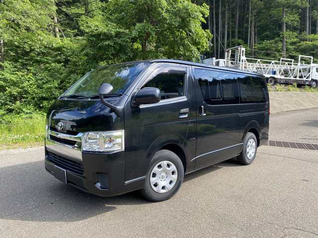 H21年 200系ハイエース(KDH201V) DX 左ヘッドライト ハロゲン