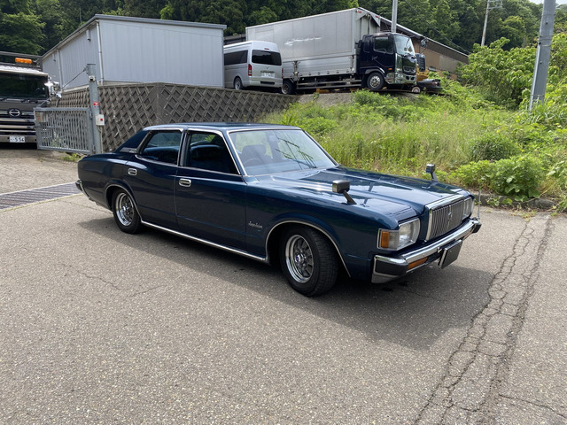 トヨタ クラウン 2.0 スーパーサルーンエクストラ 250.0万円