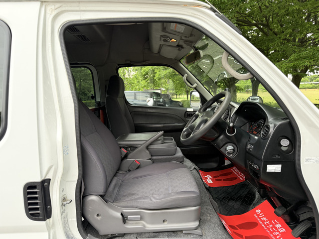 �������΂���̈��ԁA�����Ƃ��ꂢ�ɂ��Ă������ł����!���w���������������Ԃ��Y��ȏ�ԂɕۂĂ�悤�A�R�[�e�B���O�Ȃǂ̃I�v�V���������p�ӂ��Ă���܂��B�ڂ����͓X�܂܂ł��₢���킹����������