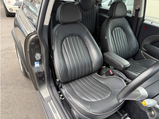 �����N���[�j���O�ς݂ł����s�J�s�J�Ɏd�グ�Ă��q�l�̂����X�����҂����Ă���܂���